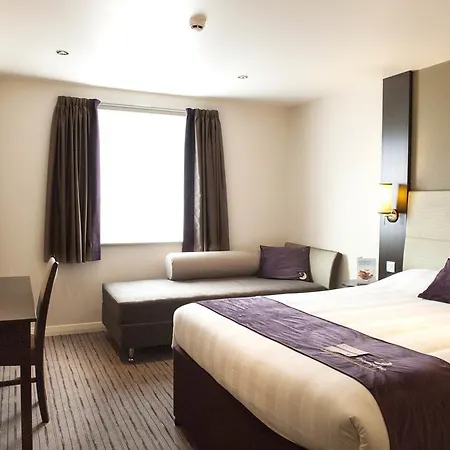 Premier Inn York North 3* Йорк