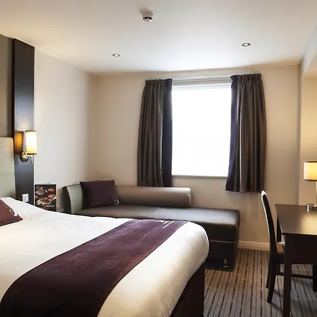 Premier Inn York North Отель